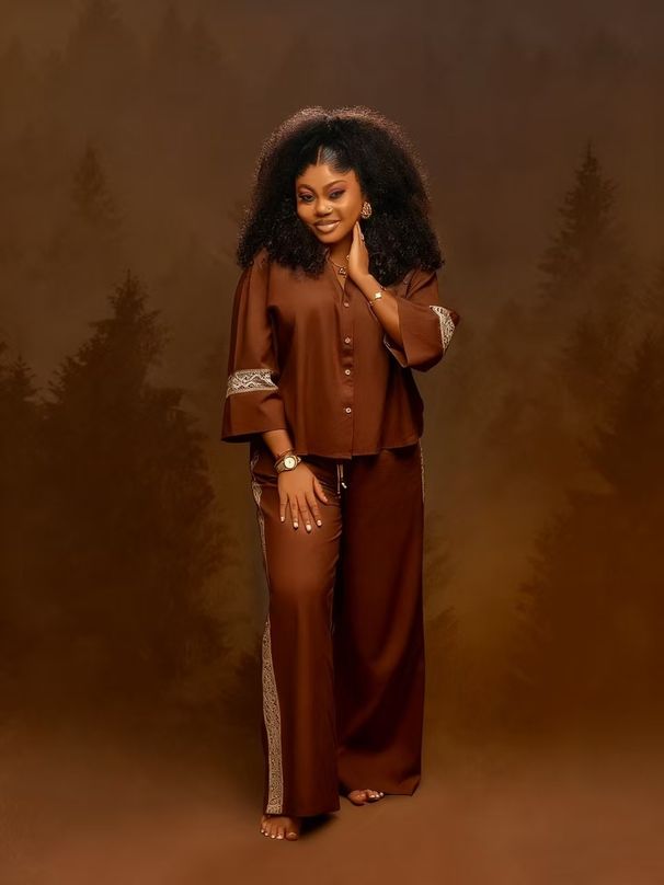 Fashion Women's Casual Long Sleeved Embroidered Trousers Shirt Loose Suit Spring Autumn New Style Clothing Set_ecoleips.com