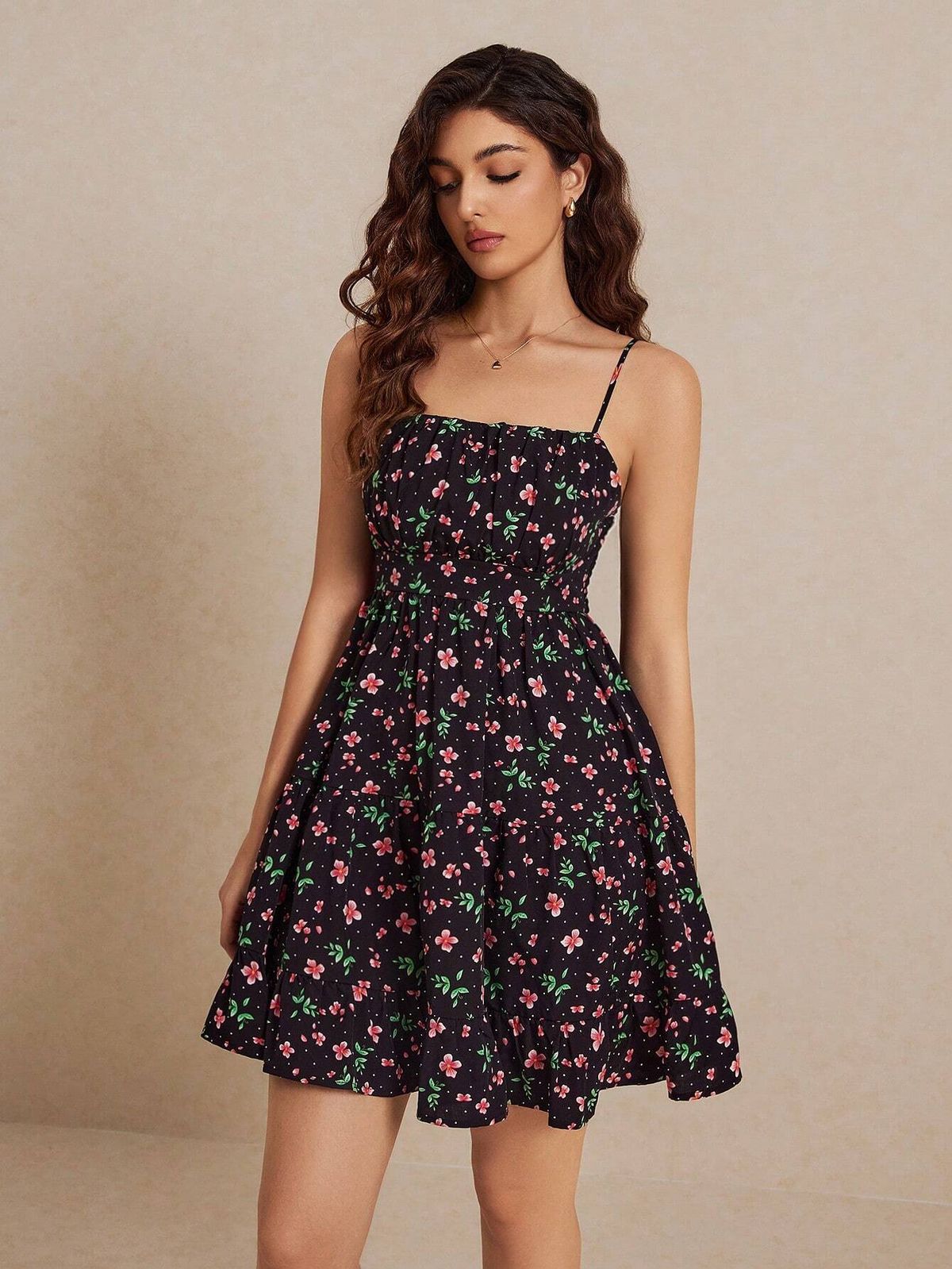 Elegant Floral Slim-Fit Ruched Cami Dress Exquisite Craftsmanship Versatile Perfect For Daily Commute Dates & Trips_ecoleips.com