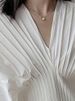 Fashion Women Blouses Solid Color V-neck Puff Sleeve Folds Girdle Waist Slim Pullover Shirts Button Up Designer Shirt Women L4SW_ecoleips.com