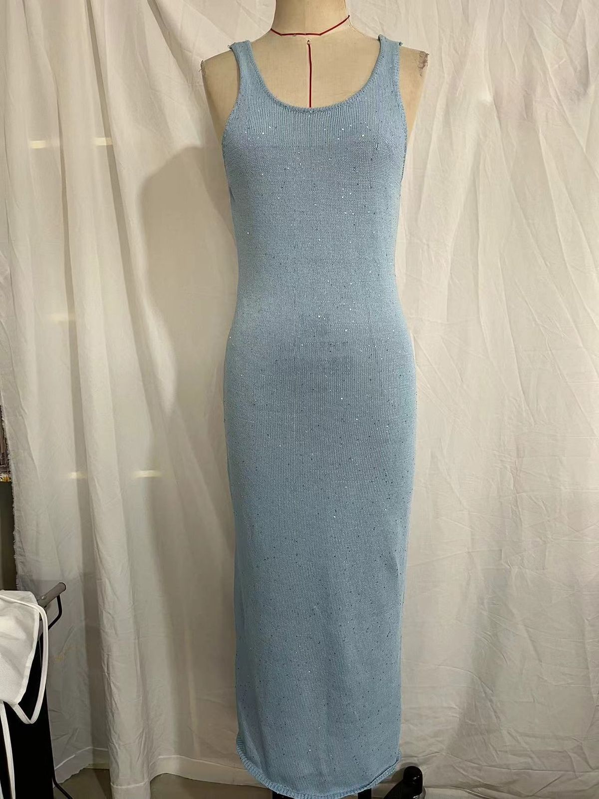 K Fashionable And Sexy U-neck Slimming Slim Fit Sequin Wrapped Hip Sleeveless Vest Dress_ecoleips.com