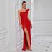 Elegant One-Shoulder Slit Evening Dress With Glitter Detail – Perfect For Parties & Special Occasions – Available In XS/S/M/L_ecoleips.com