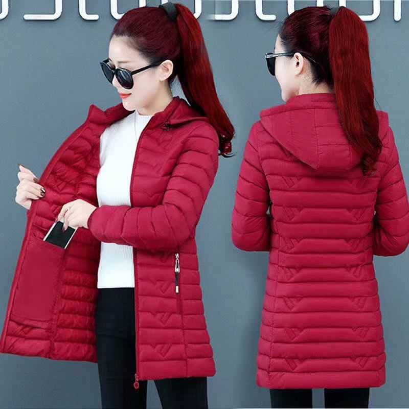 "Slim-Fit Mid-Length Puffer Jacket For Women – Lightweight Down Alternative, Waist-Defining Winter Coat"_ecoleips.com