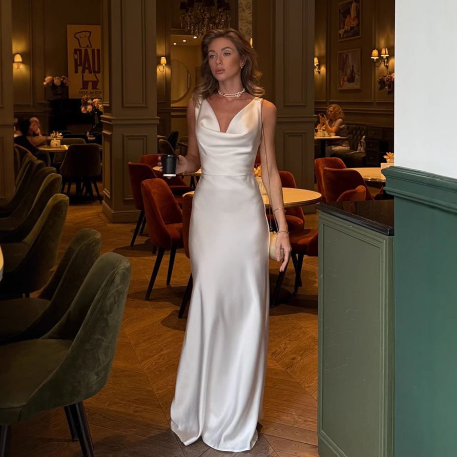 Elegant Solid Color Halter Neck Satin Evening Gown for Women Fashionable High-End Light Luxury Dress European American Style_ecoleips.com
