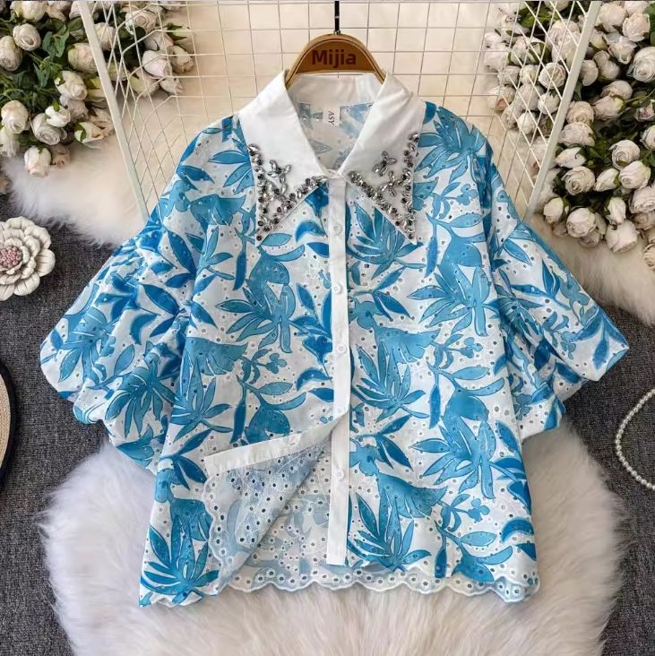 Elegant Floral Lace Blouse With Puff Sleeves & Rhinestone Detailing – Relaxed Fit, Short Sleeve, Crew Neck – Blue & Red Options_ecoleips.com