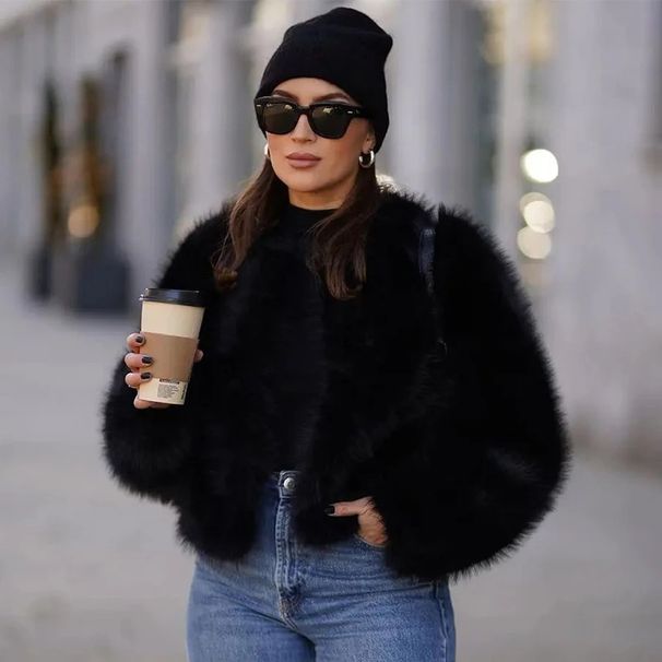 Women’s Short Faux Fox Fur Jacket – Casual Streetwear Coat With Slouchy Drop Shoulder (3 Neutral Tones, 5 Sizes)_ecoleips.com