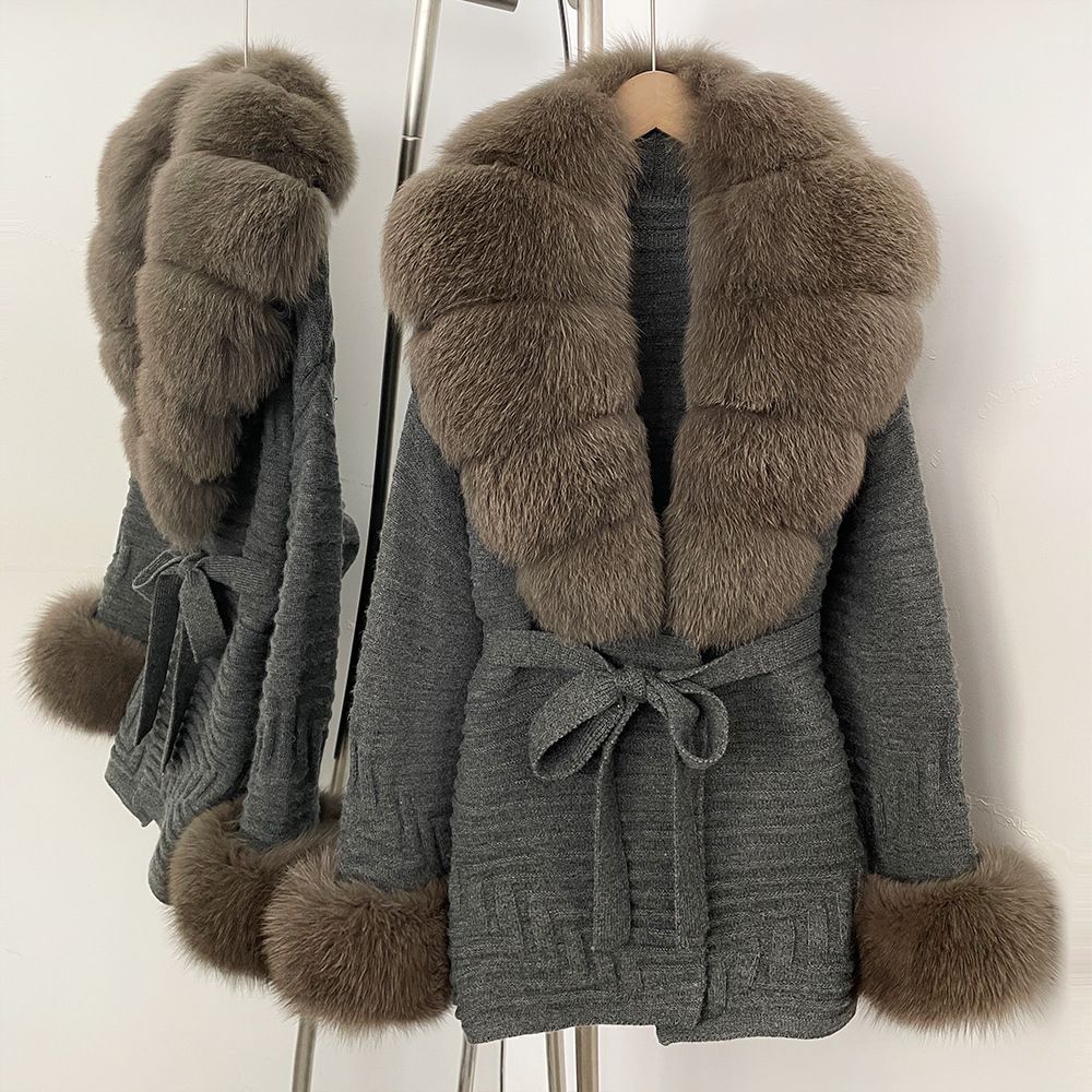 Luxury Oversized Knit Cardigan With Genuine Fox Fur Collar - Elegant Loose Fit V-Neck Sweater Coat For Women (Multiple Color Options)_ecoleips.com