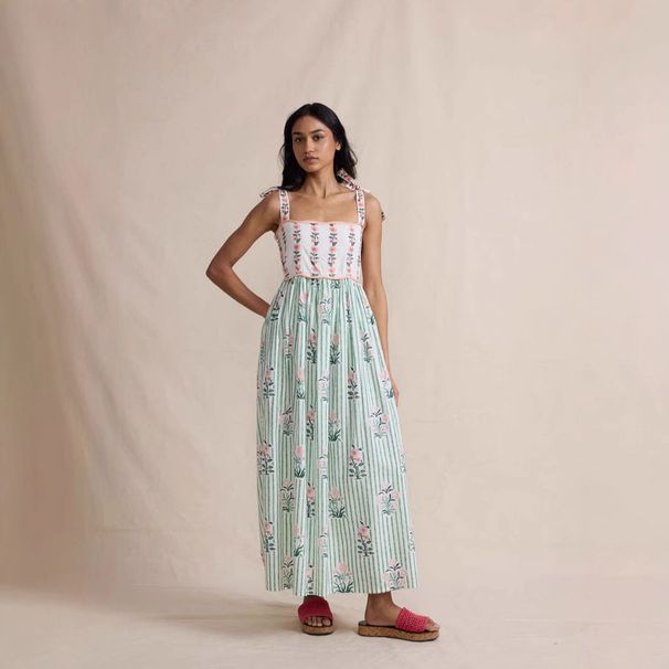 Women's Bohemian Floral Maxi Dress With Tie-Shoulder Ruching, Layered Mid-Length Dress, Flowing And Color-Block Design_ecoleips.com
