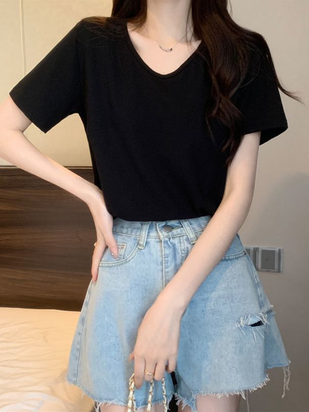 Small-Sized Short-Sleeved T-Shirt For Women, Designed For Summer 2026 Featuring A Minimalist Style, A Casual, Loose Fi_ecoleips.com