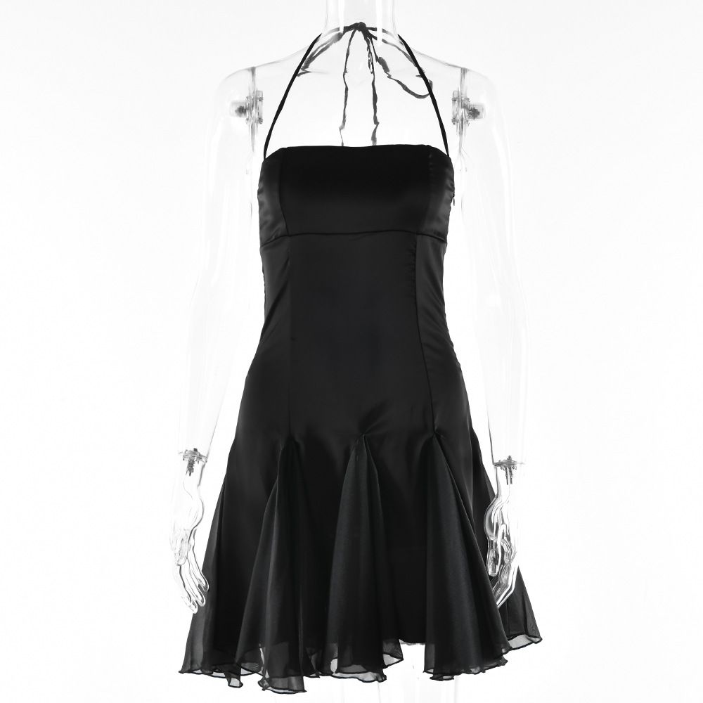 Women Romantic Figure‑Flattering Dress With Off‑Shoulder Neck, Halter Strap & Ruffled Hem_ecoleips.com