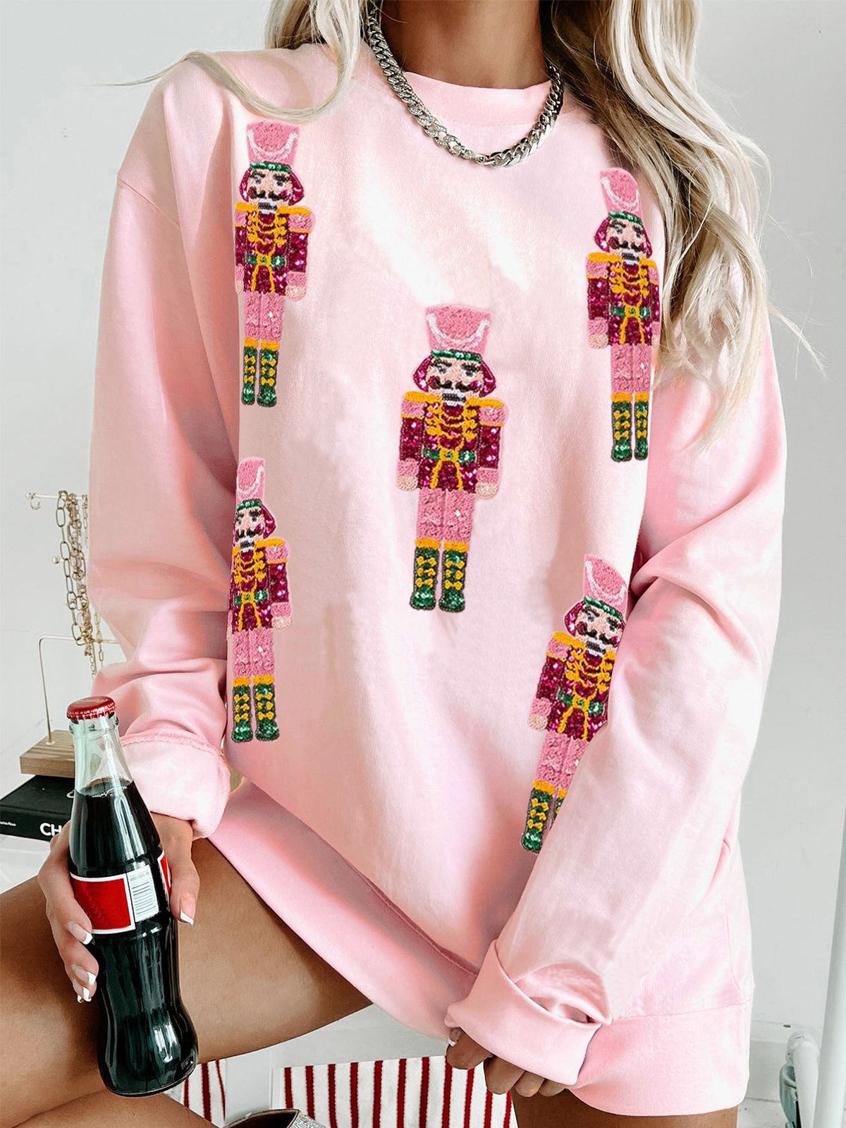 Anime-Inspired Glitter Sweatshirt – Oversized Long Sleeve Graphic Hoodie (XS/S/M/L, Pink/Ivory)_ecoleips.com