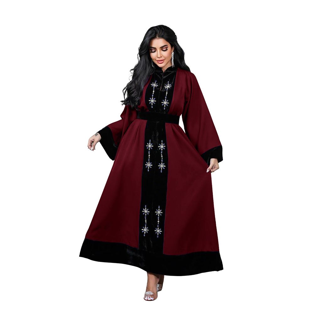 Modest Abaya Dress/Muslim Dress Women Luxury Dubai-Style Velvet Abaya Dress – Crystal Embellishments & Elegant Satin Panels For Modest Fashion_ecoleips.com