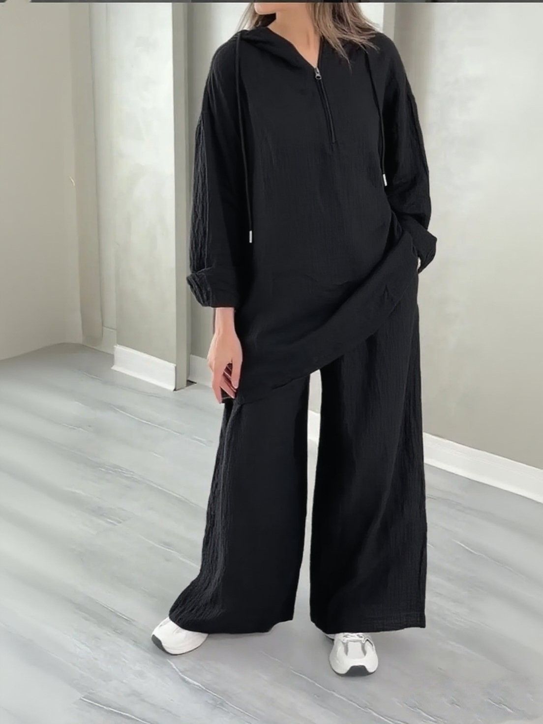 Oversized Hooded Half-Zip Top & Wide-Leg Pants Set – Relaxed Two-Piece Outfit For Women_ecoleips.com