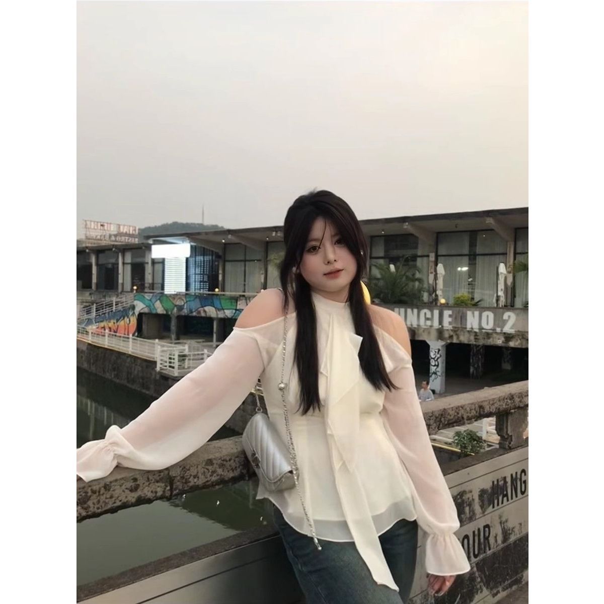 French-style Elegant Long-sleeve Ruffled Irregular Stra Off-shoulder Halter-neck Shirt, Sring Waist-cinching Blouse_ecoleips.com