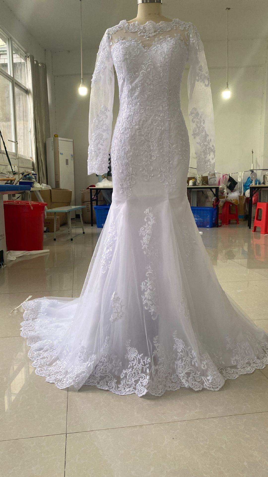 Main wedding dress 2025 new foreign trade wedding dress European style slim fishtail one shoulder long sleeves open back wedding dress_ecoleips.com