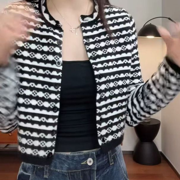 Contrast Color Striped Jacquard Knit Cardigan For Women, New Autumn Design, Unique And Super Stylish, Made With_ecoleips.com