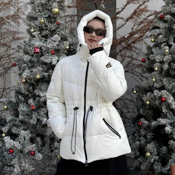 "Women's Slim-Fit Long Puffer Coat With Hood - 55% White Duck Down Winter Jacket (M/L, 3 Colors)"_ecoleips.com