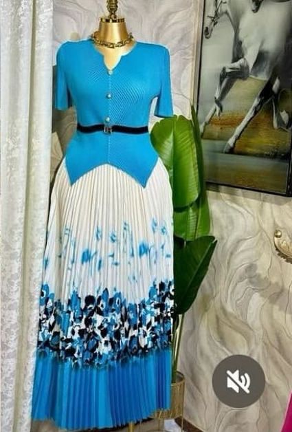 Women's Clothing Plus Size Clothes Two-Piece Set – Printed Patchwork Top & Flowy Skirt In Green/Orange/Black/Violet/Matcha/Blue (One Size Fits Most)_ecoleips.com