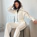 Women's Clothing2026 Casual Suit Long Sleeved Zipper Cardigan Loose Striped Sweatshirt Elastic Wide Leg Pants Two Piece Set_ecoleips.com