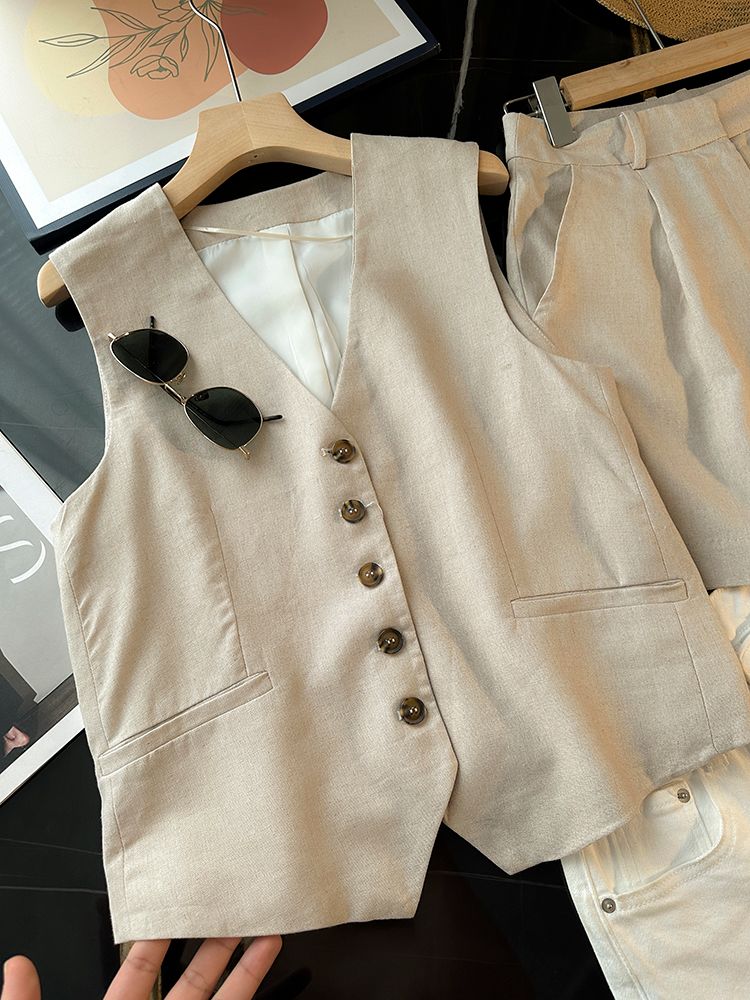 Women's Clothing Retro temperament V neck linen blended sleeveless vest vest high waist casual shorts _ecoleips.com