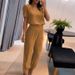 Women's Solid Color V Neck Short Sleeve Top And Jogger Pants Set Casual Comfortable Outfit_ecoleips.com
