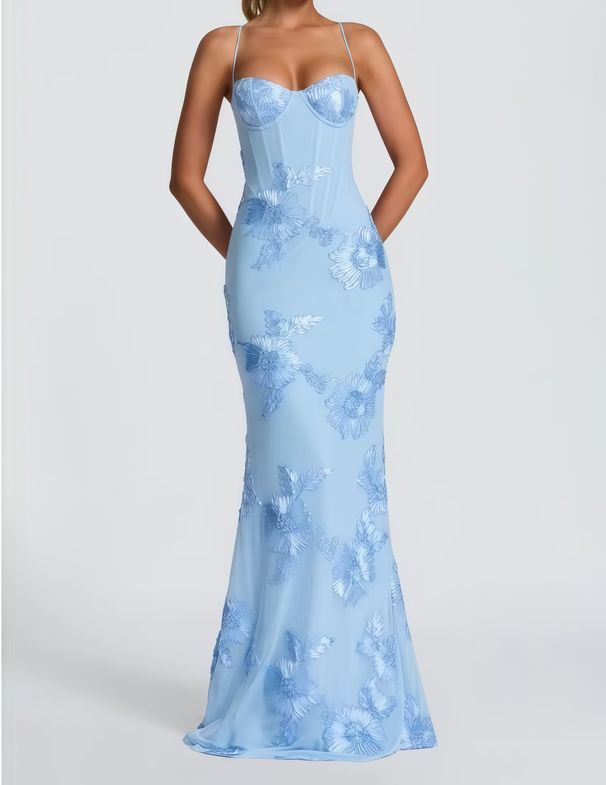 Women's Clothing Women's 3D Embroidered Backless Cross Strap Long Dress Exquisite Floral Banquet Style Autumn_ecoleips.com
