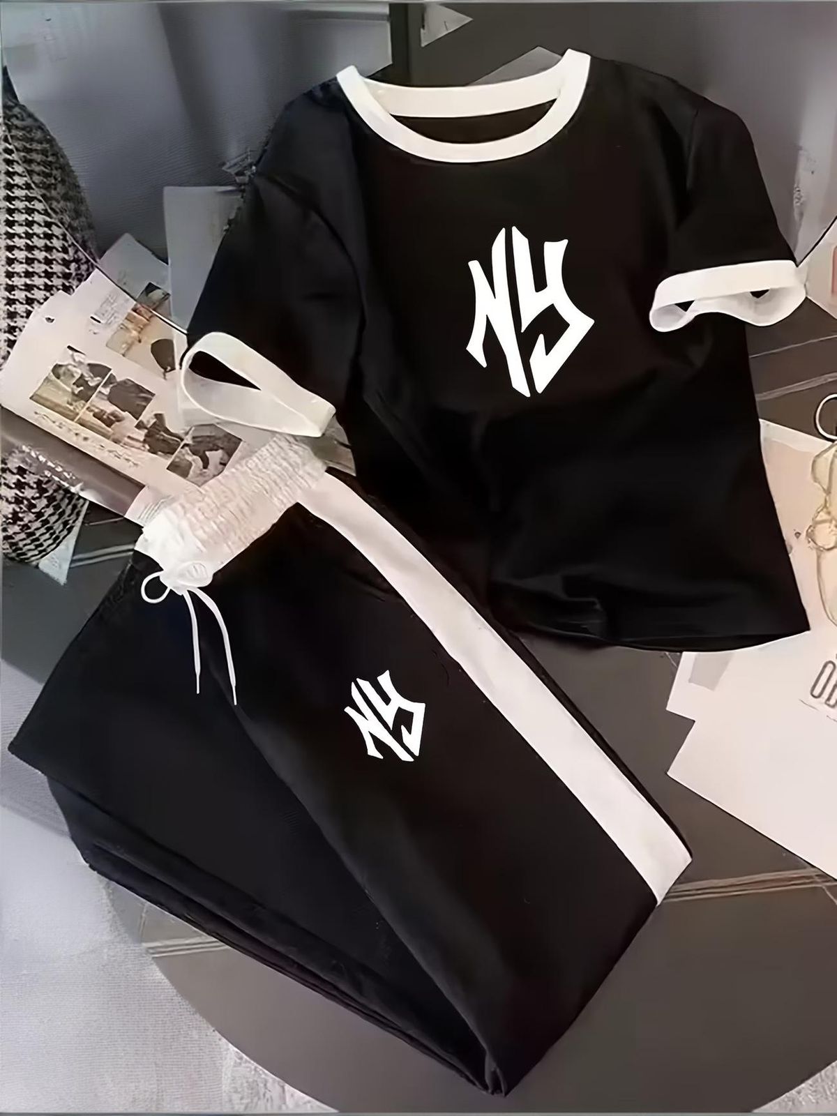 Women's Clothing Women's Style Summer Casual Fashion Trend Printed Round Neck Short Sleeve T-Shirt And Trousers Suit_ecoleips.com