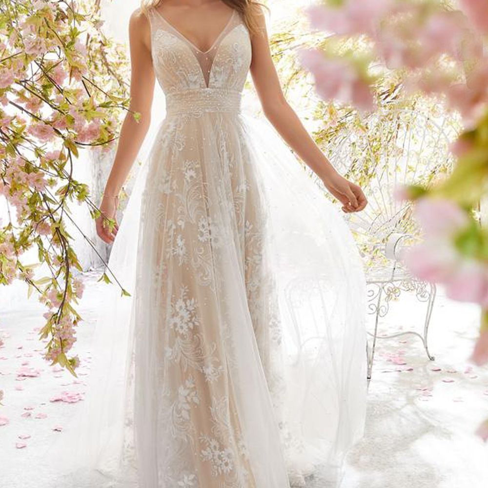 Women's Clothing Wedding Dress Sexy V Neck Sleeveless Lace Wedding Dress_ecoleips.com