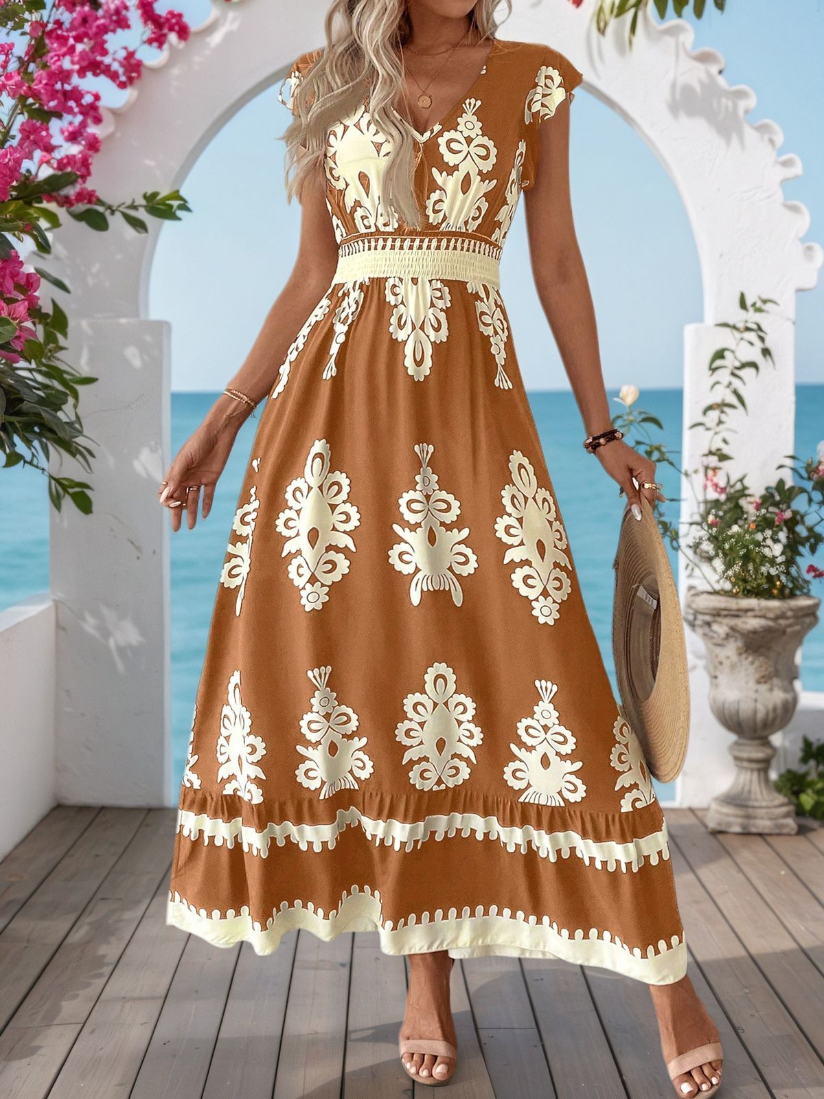 Women's Fashion Dress For Summer: An Elegant Vacation-Style Dress With Printed Design And A V-Neck._ecoleips.com