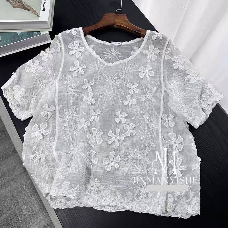 Women's 3D Floral Cotton T-Shirt Loose Fit Top With Retro Fashion Embroidery_ecoleips.com