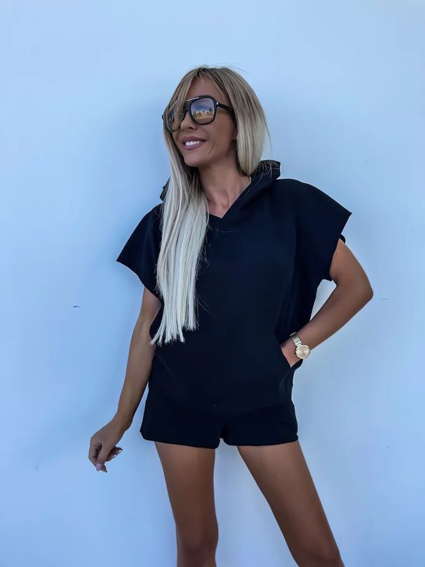 Fashion Women's Casual Loose Hooded Pockets, Sweatshirts, Elasticated Shorts_ecoleips.com