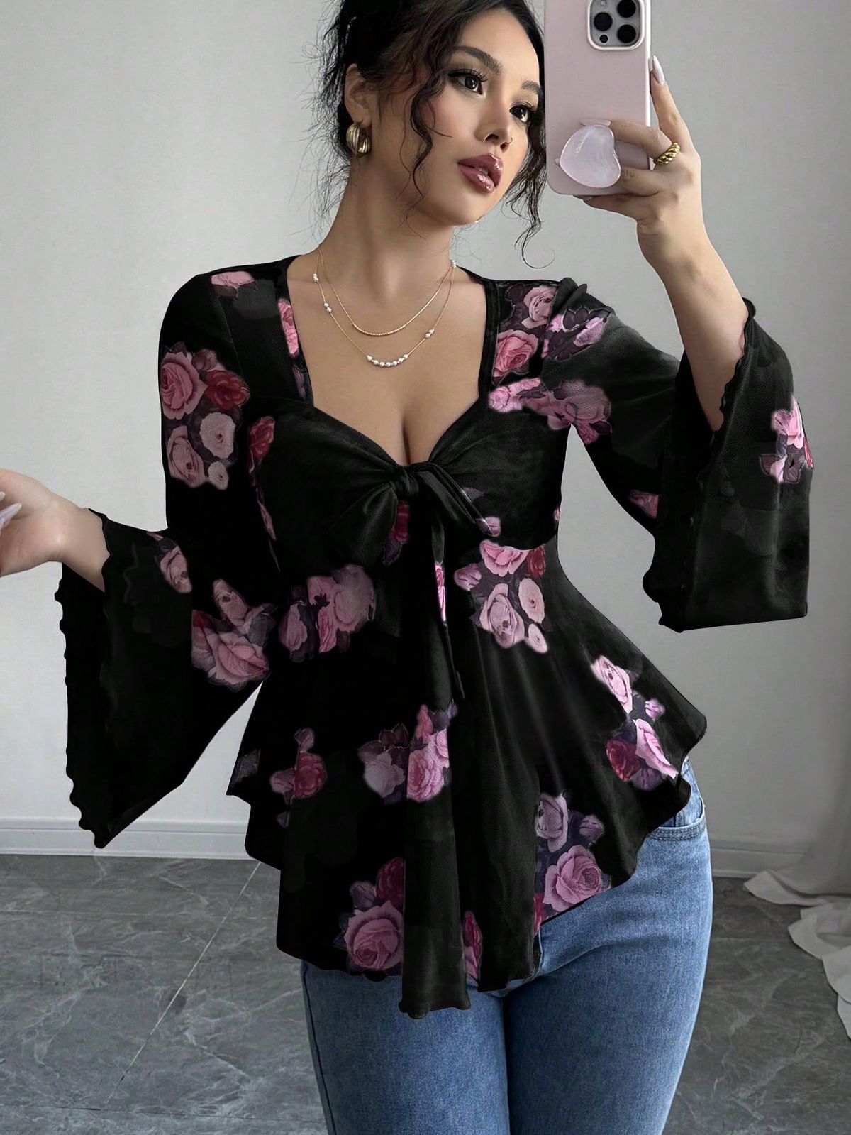 K New Design Sweet Floral Blush Tie-Up Square-Neck Long Sleeve Shirt_ecoleips.com