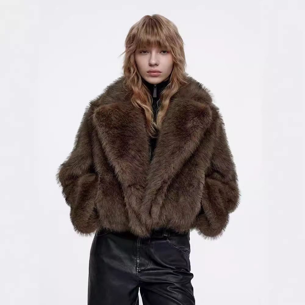 Chic Short Women's Faux Fur Coat With Notched Collar, Winter Teddy Jacket, Elegant Cropped Top For Streetwear & Casual_ecoleips.com