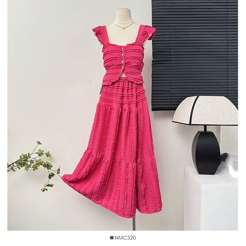 Women's Spring Vacation Outfit Set Gentle Feminine Style Short Flutter Sleeve Camisole Top High Waisted Pleated Skirt_ecoleips.com