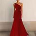 Elegant One-Shoulder Long Evening Gown Slim Fit Formal Party Dress for Banquet Prom Women's Clothing_ecoleips.com