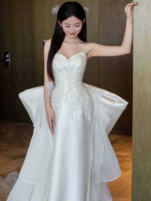 Women's Clothing Satin Main Veil High Quality Texture Tube Top Small Trailing Veil_ecoleips.com