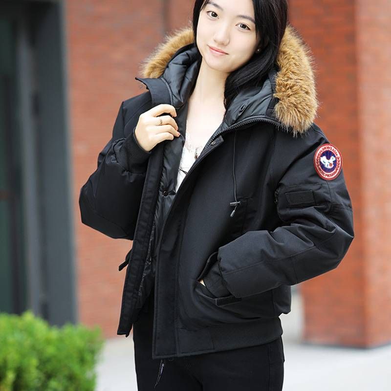Women's Clothing New Women's Winter Down Jacket – Short Bomber-Style Parka White Duck Down(Windproof & Thickened)_ecoleips.com