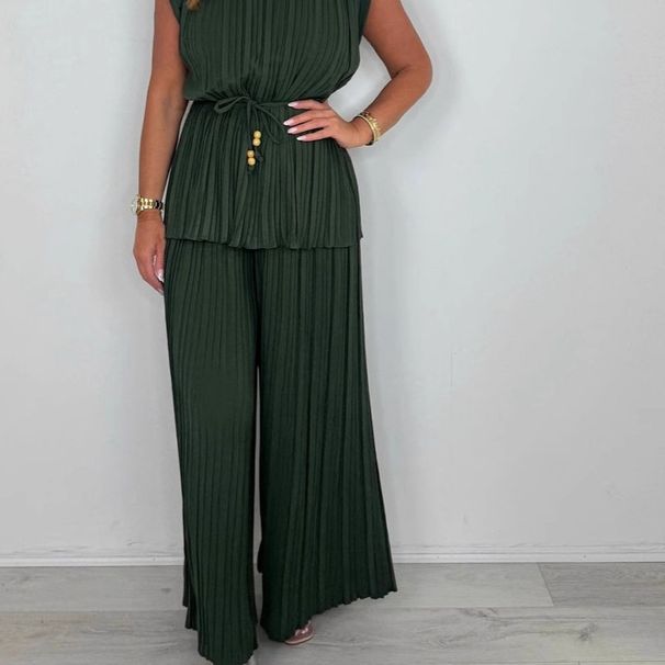 Women's European American Style Two Piece Set Round Neck Solid Color Raglan Sleeve Top Pleated Mid Waist Straight Leg Pants_ecoleips.com