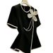 Black And White Contrasting Three-dimensional Flower Slim-fitting Versatile Short-sleeved Top Women_ecoleips.com
