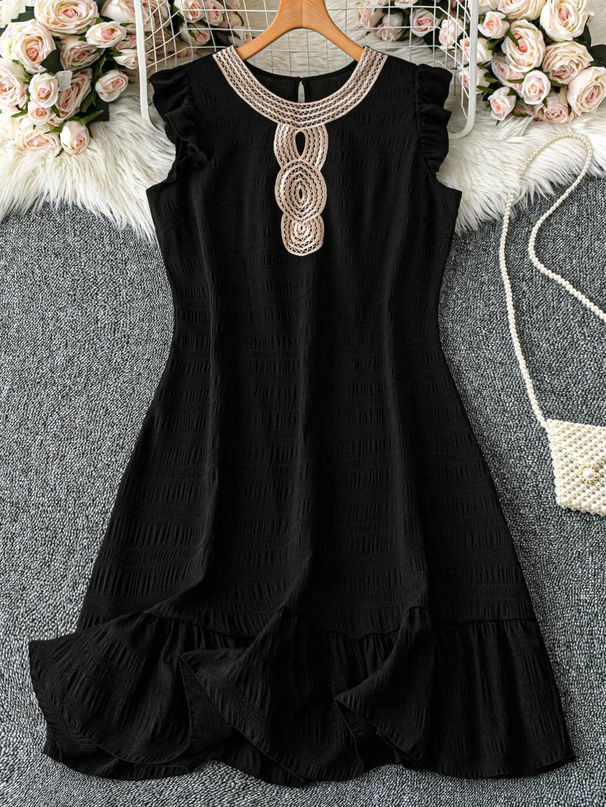 Plus-size Casual Applique Dress_ecoleips.com