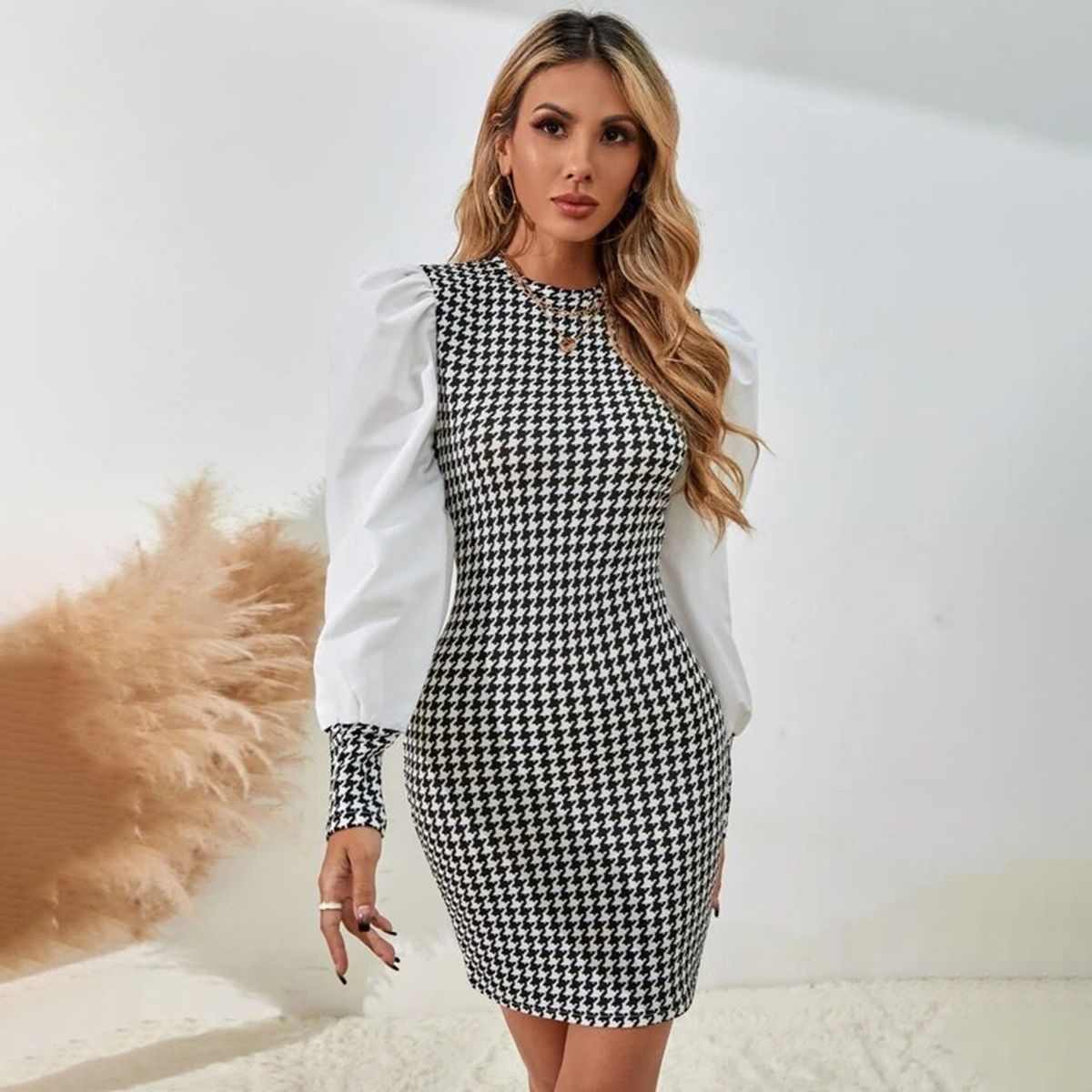 Women's Houndstooth & Solid Color Panel Dress – Round Neck Lantern Sleeve Office Wear (Polyester, Slim Fit, Mid-Length)_ecoleips.com
