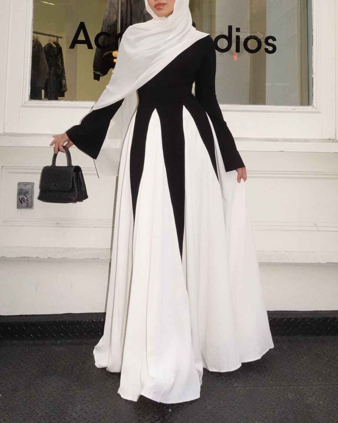 Women's Clothing Spring New Black And White Splicing Long Elegant Women's Evening Dress Long Skirt_ecoleips.com