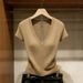 Retro Women's V Neck Short Sleeve Knit Top Khaki Slim Fit Solid Color T-Shirt For Spring/Summer_ecoleips.com