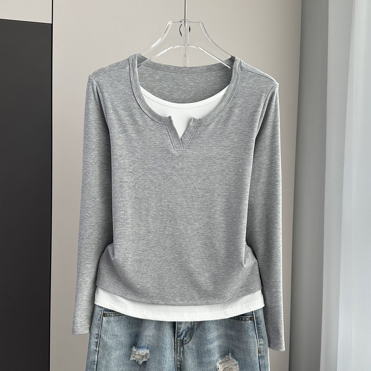 Women's Clothing Plus Size Women's Faux Two Piece Long Sleeved Style Slimming And Flattering Top With Oversized Shoulders For Spring And Autumn_ecoleips.com
