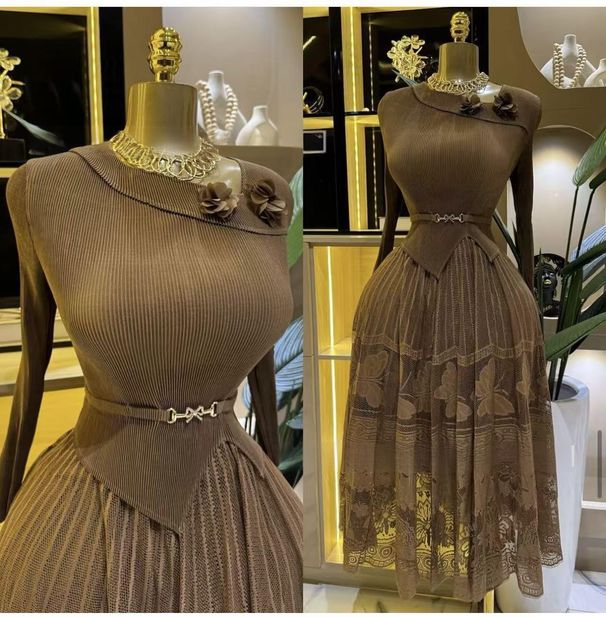 Elegant Floral Mesh Layered Dress – Slimming V-Neck Chiffon Maxi Dress With Ruffle Hem (One Size, Tea Green/Khaki/Navy/Pink)_ecoleips.com