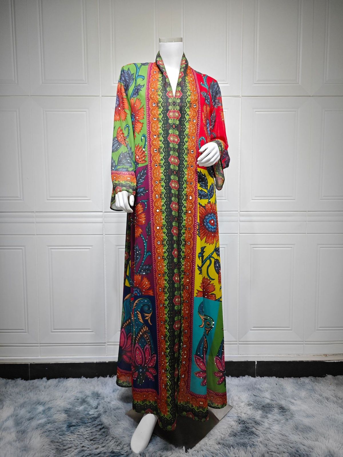 Elegant Embroidered Jalabiya Dress With Floral Print & Crystal Embellishments – Modest Long Sleeve Maxi Dress For Women, Middle Eastern Style Abaya_ecoleips.com