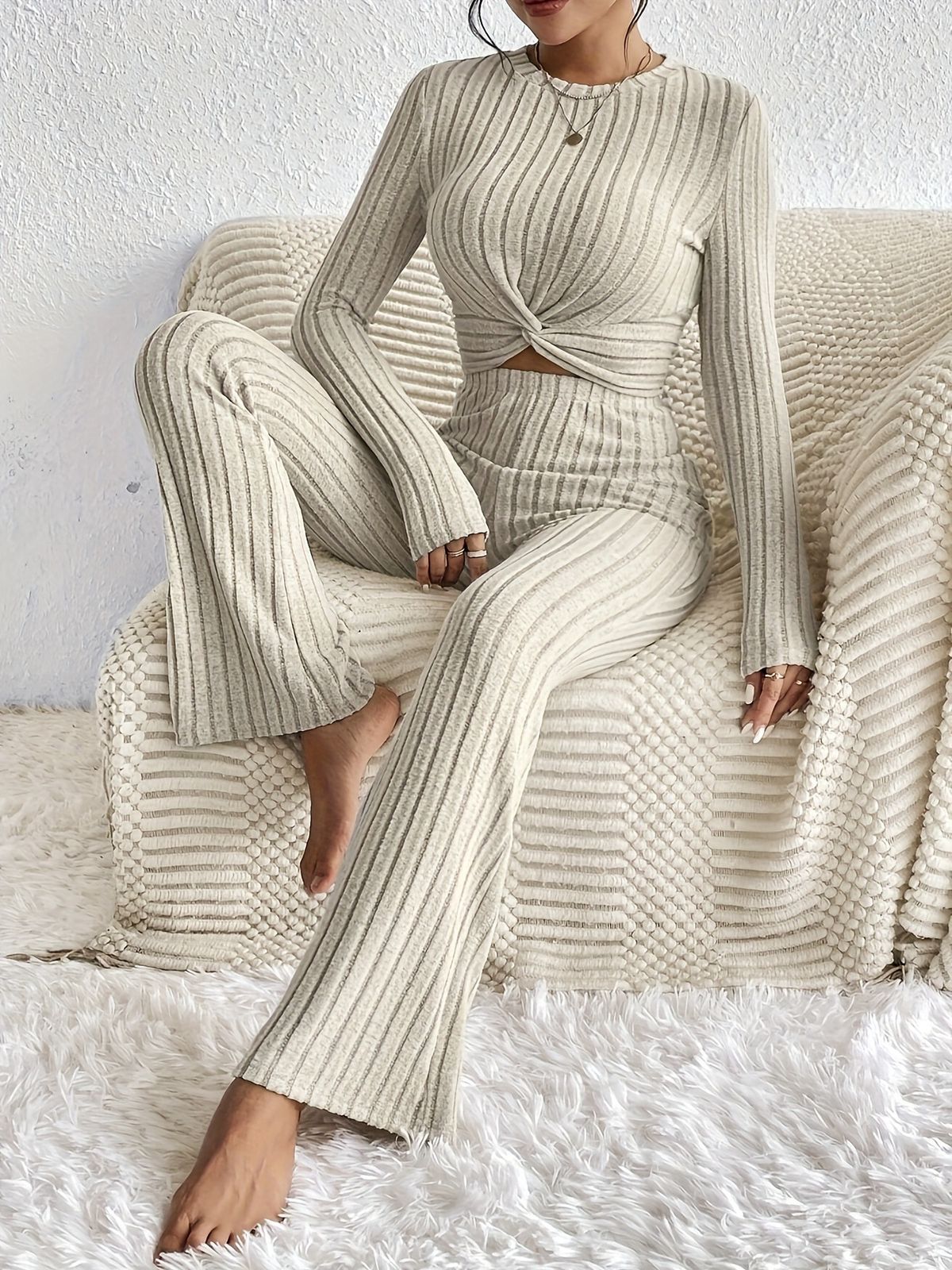Casual Solid Two-Piece Set With Long Knotted Front Sleeves Cropped Top And Slim Pants Set_ecoleips.com