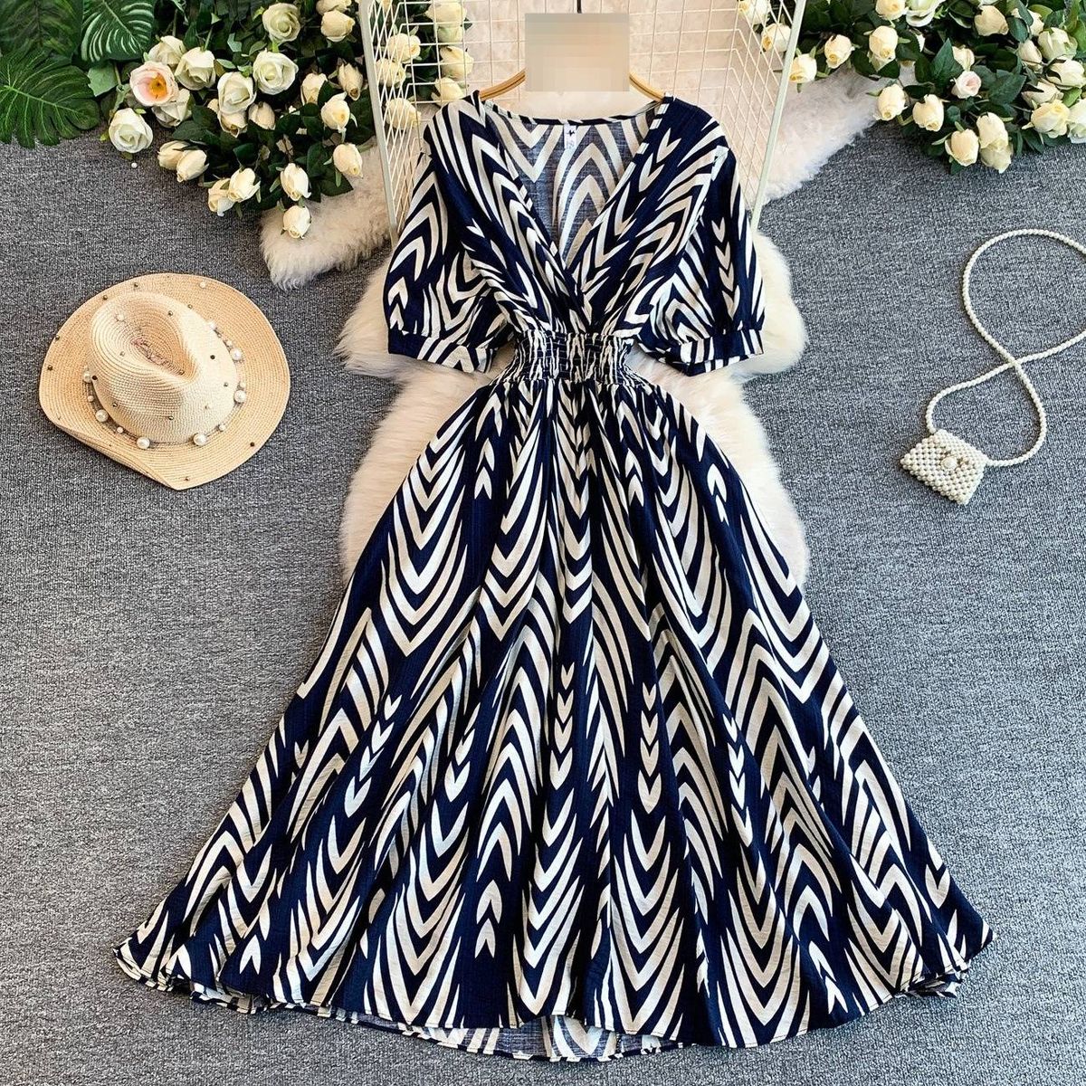 Women's French Style Crossover V Neck Dress Slimming Geometric Print Long Dress With Elastic Waist For Summer_ecoleips.com