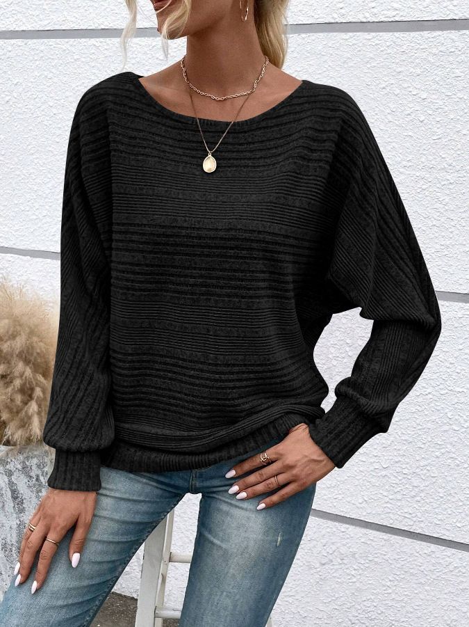 Women's Clothing: Autumn/Winter Round-Neck Bat-Sleeve Top With T-Shirt Design_ecoleips.com