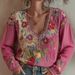 Vintage Floral Embroidered Blouse – Boho Loose-Fit T-Shirt With Pink Floral Print (Cotton-Linen Blend, Comfortable & Stylish)_ecoleips.com