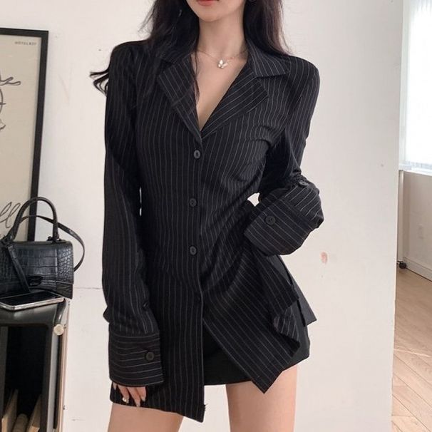 Black Striped Long-Sleeved Shirt With A Sleek, Waist-Closing Silhouette That Flatters The Figure, Perfect For Versatile_ecoleips.com